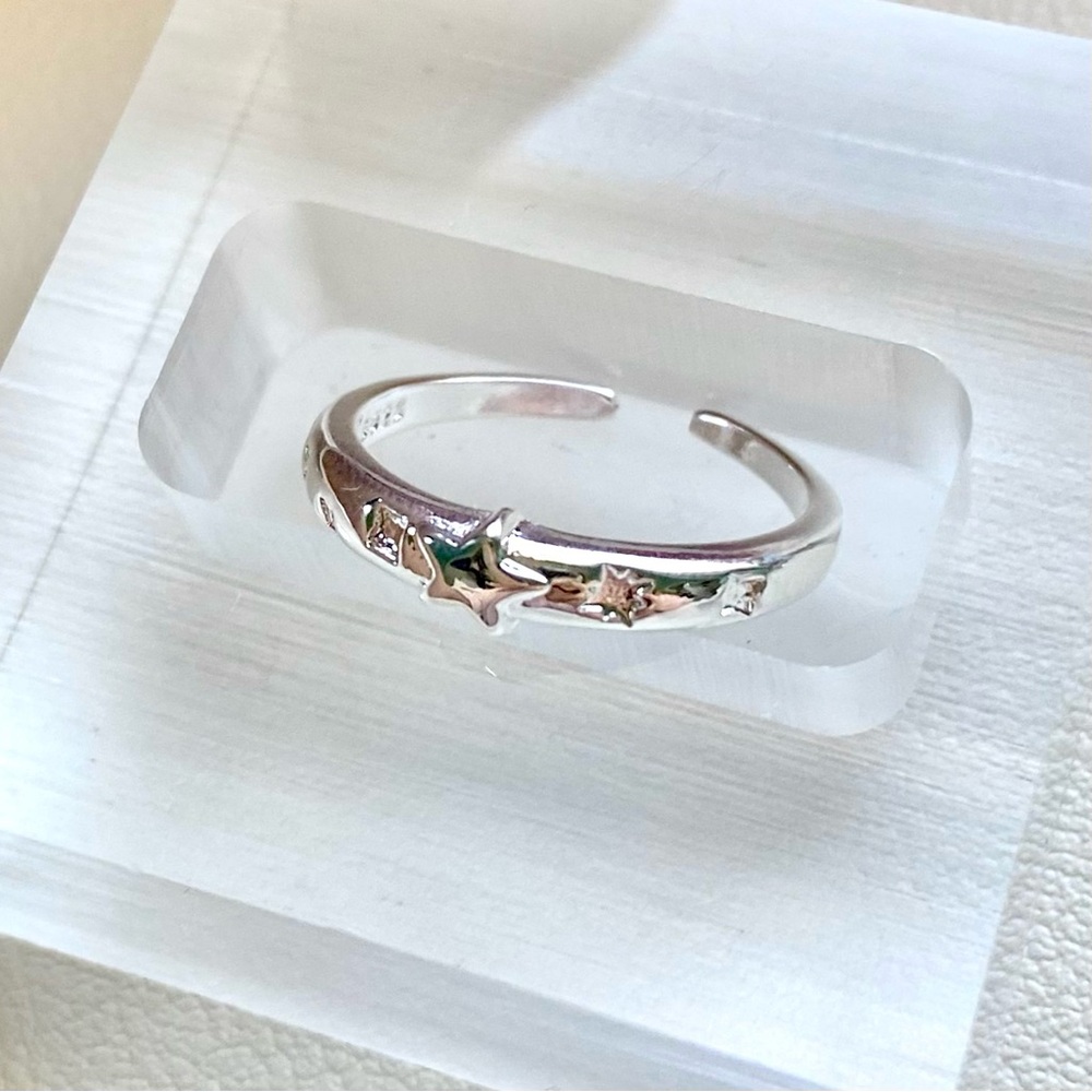Sterling Silver Star Accent Adjustable Ring